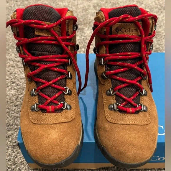 Columbia Women’s Newton Ridge Plus Waterproof Amped - Picture 3 of 5